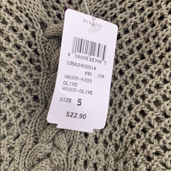 Woven crop top - Picture 2 of 3